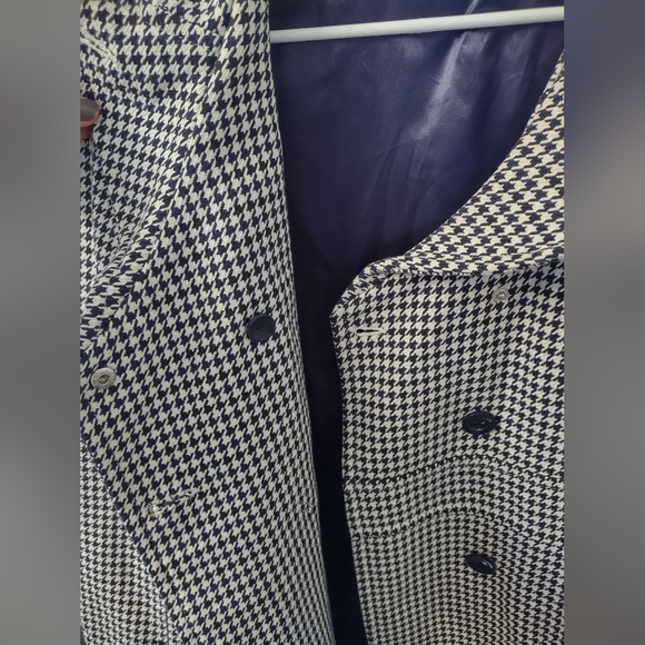 Volcom Pea Coat - Picture 3 of 5